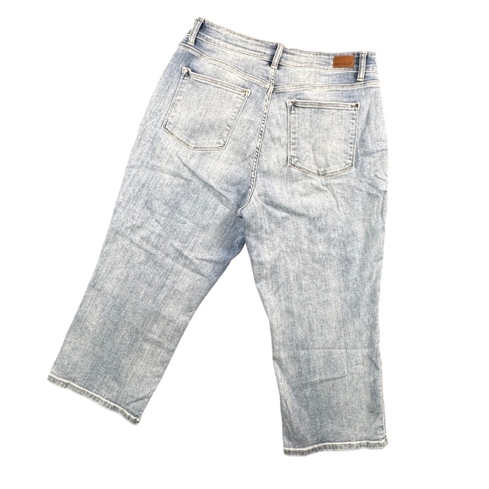 Judy Blue 18W Wide Leg Crop Jeans Light Wash Button Fly Stretch Denim
